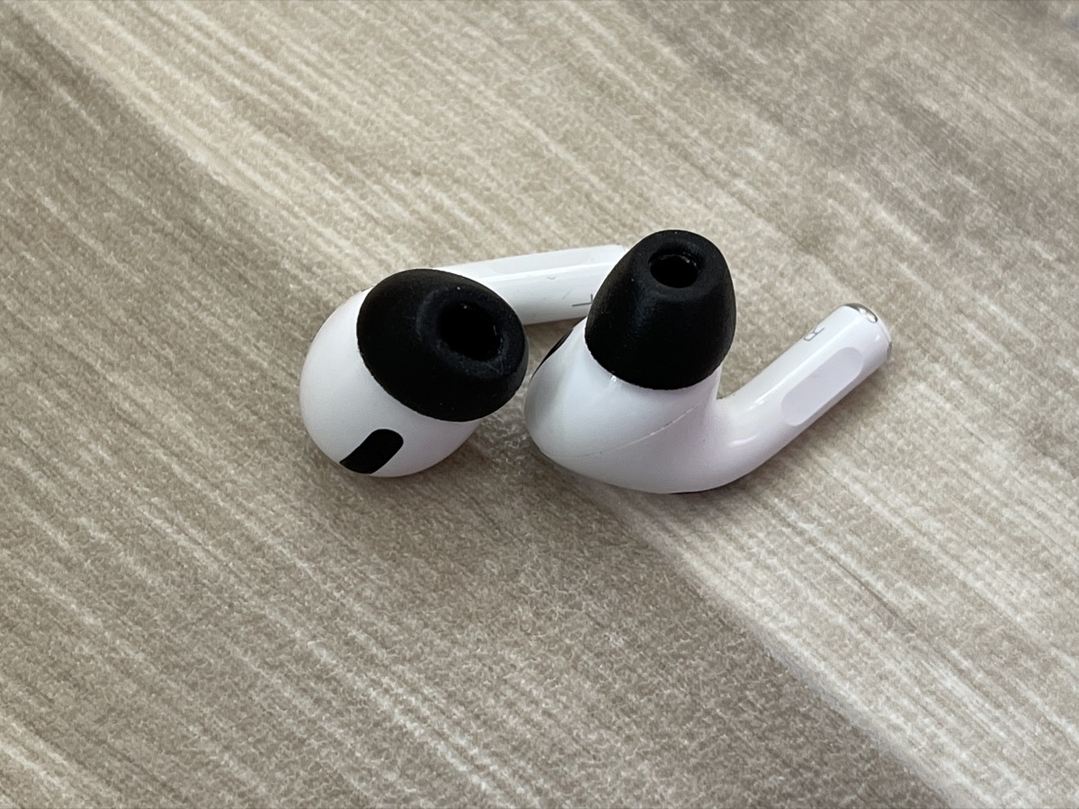 Apple AirPods Pro Comply Foam Tips 2.0 angeschaut