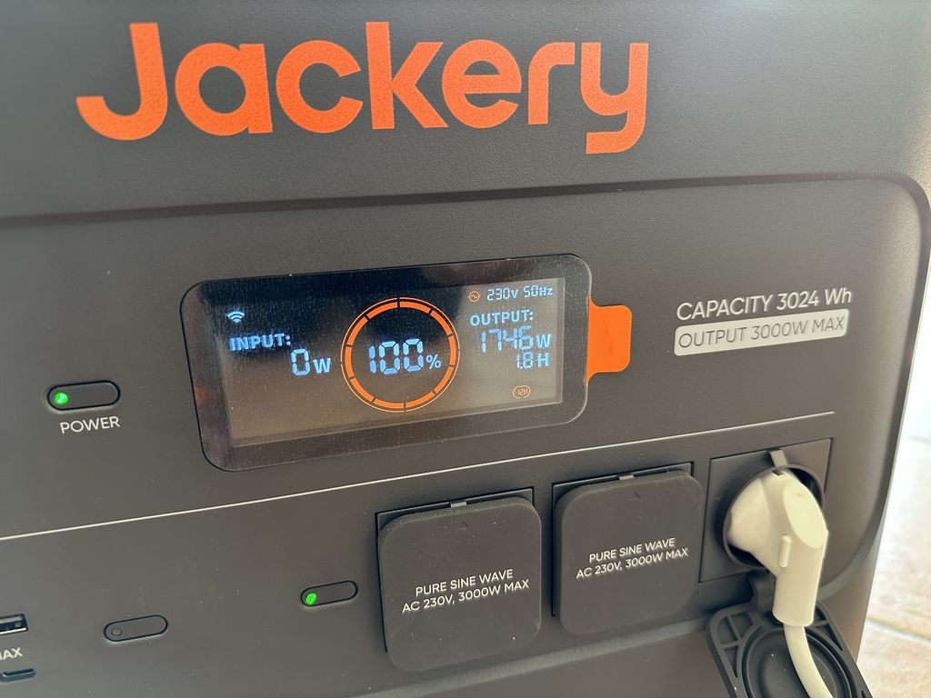 Jackery Solargenerator 3000 Pro – Jackery Deutschland