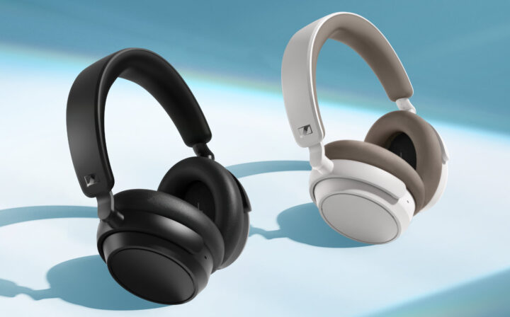 Im Handel gibt es die Kopfhörer in den Farben Schwarz und Weiß.