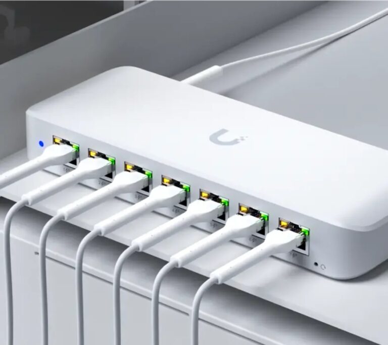 Ubiquiti: UniFi Cloud Gateway Ultra und kompakte Layer-2-Ultra-Switch ...