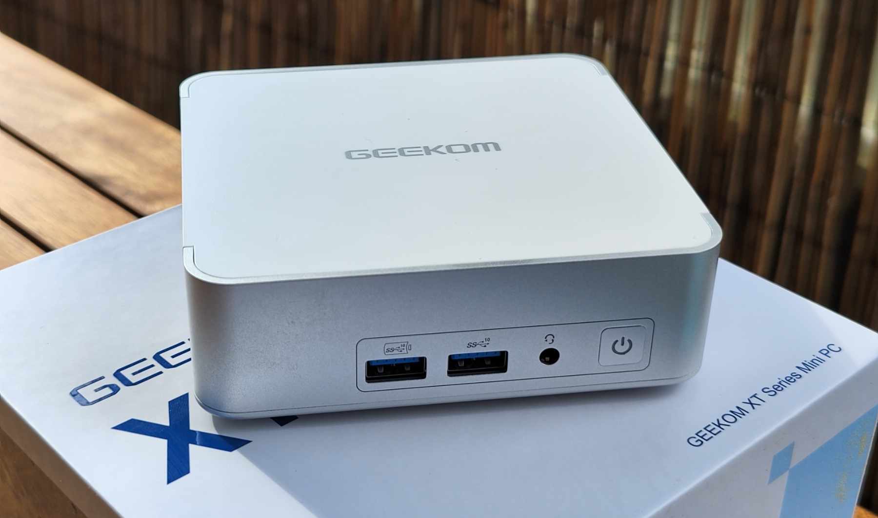 Der Geekom XT12 Pro ist ein neuer Mini-PC im wachsenden Repertoire des Anbieters.